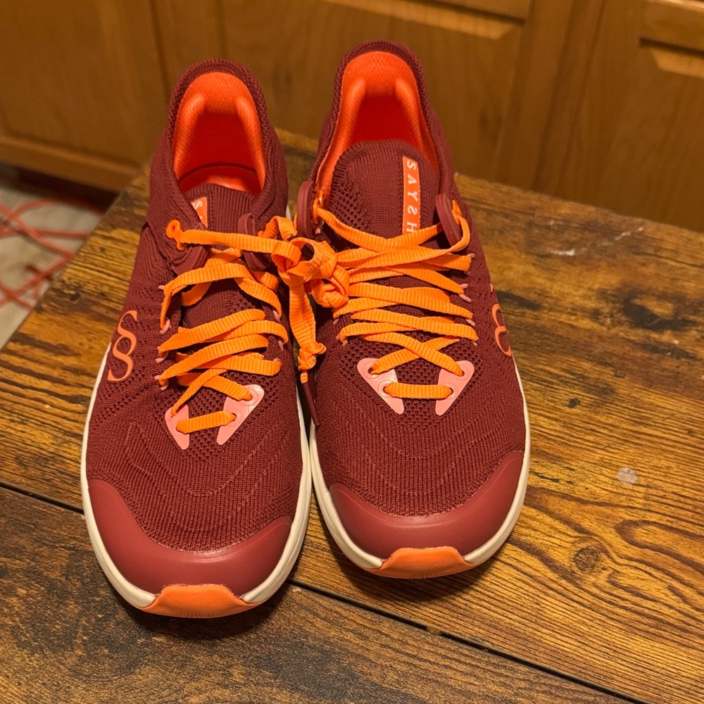 Saysh The Felix Runner Fire Color Way Womens Size 8